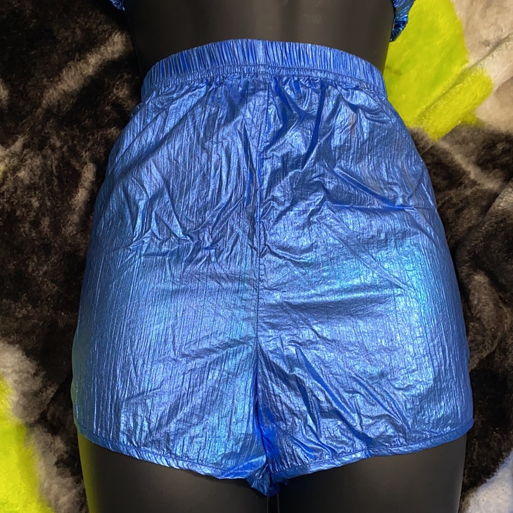 Flashy short set - Picture 10 of 10